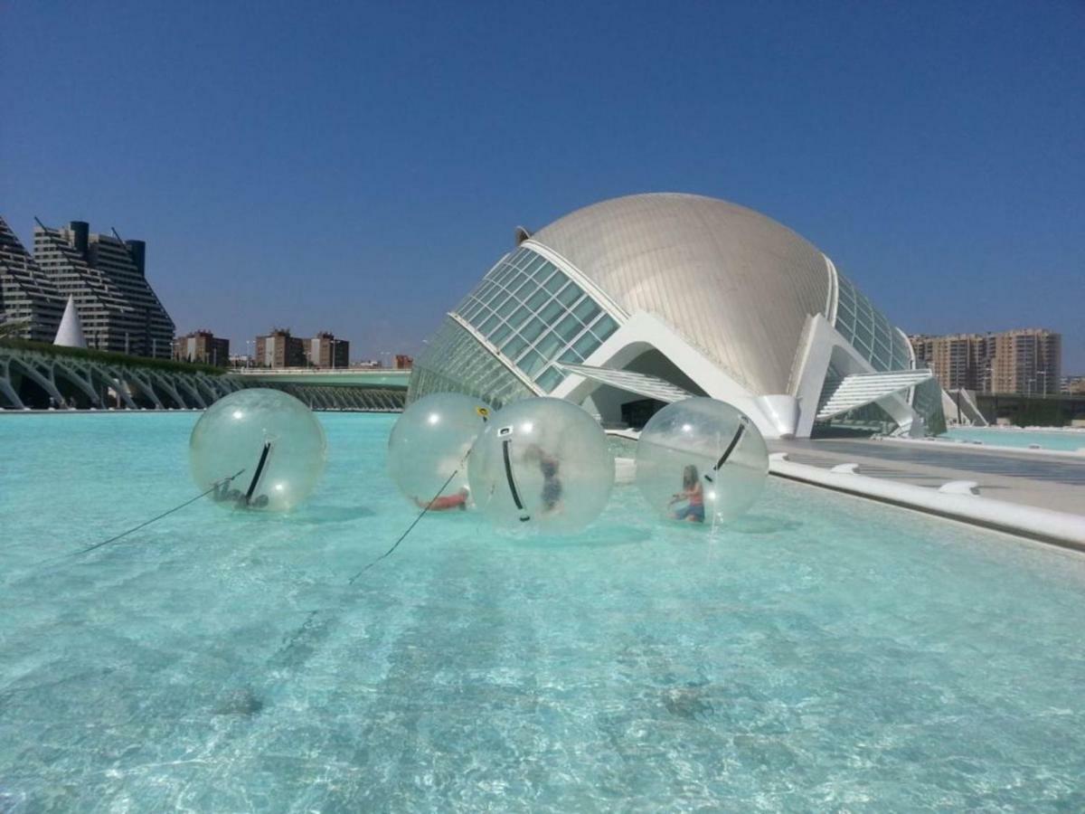 Apartamento Ciudad De Las Ciencias 3 Valencia Luaran gambar